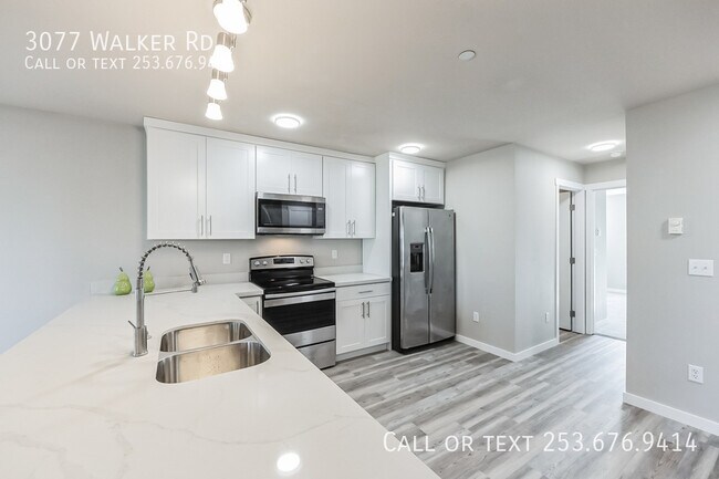 Building Photo - 3077 Walker Rd
