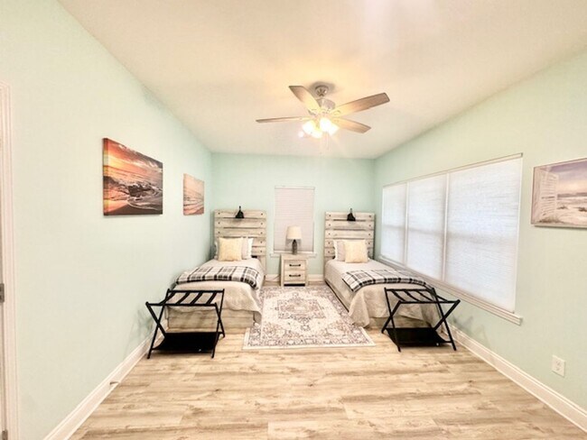 Building Photo - 14278 St. Hwy 20 Niceville FL 32578