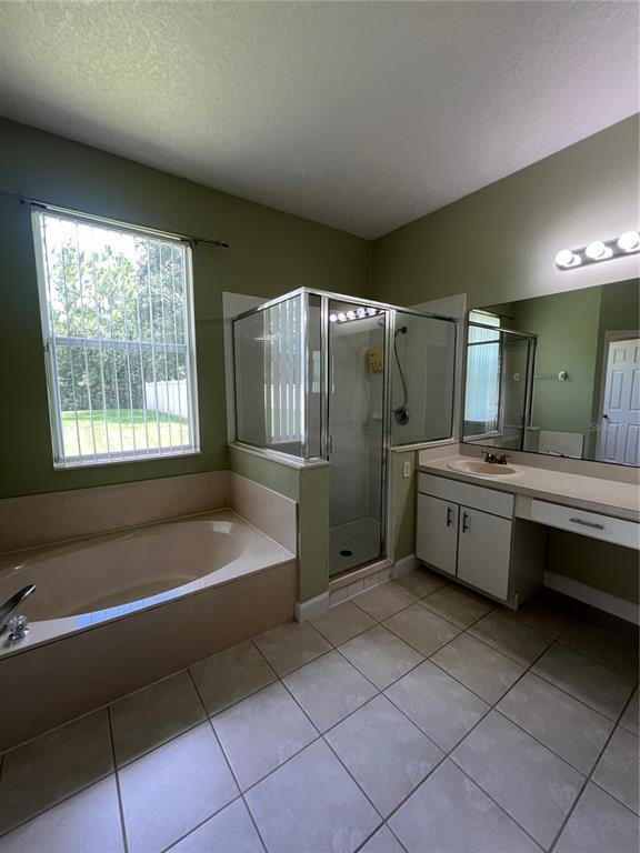 Building Photo - 4701 Chalfont Dr