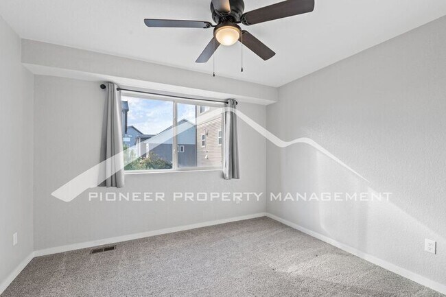 Building Photo - 6684 Thicket Pass Ln