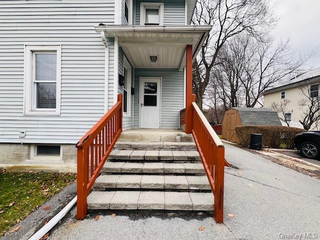 Building Photo - 120 Monhagen Ave