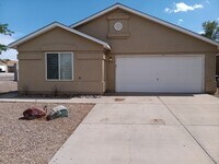 Building Photo - 3 Bedroom, 2-Bathroom Located in NW ABQ!! ...