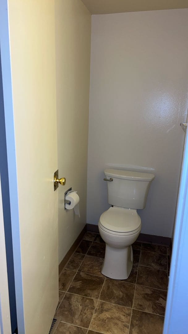 Building Photo - ONLY $1,395 PER MONTH FOR THIS SPACIOUS 3 BEDROOM, 1.5 BATHROOM UNIT LOCATED IN FALLON