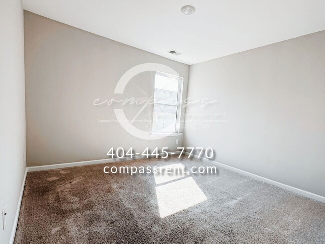 Building Photo - 200 Lyndon Wy NW