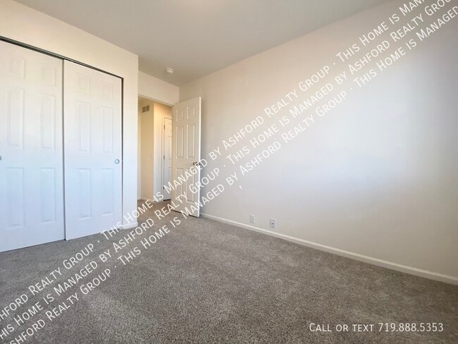 Building Photo - 6530 Fowler Dr