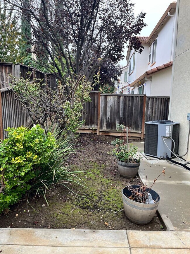 Building Photo - COMING SOON! Charming 4-bedroom, 2.5-bathroom home