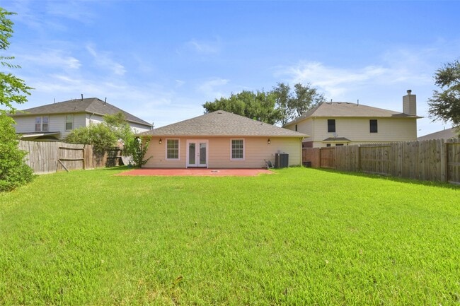Building Photo - 9230 Eaglewood Spring Dr