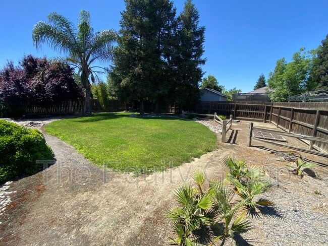 Building Photo - 1158 Dolcetto Ct