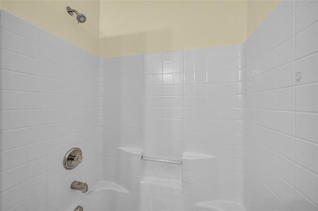 Building Photo - 705 Loftin St