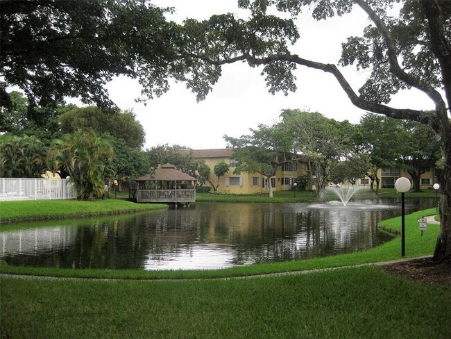 Primary Photo - 5170 SW 40th Ave
