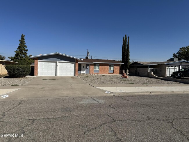 Primary Photo - 8701 Grover Dr