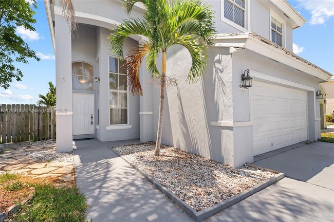 Building Photo - 6402 Buena Vista Dr