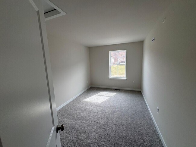 Building Photo - Brand new End Unit Spacious 3BR Townhome in Downingtown Ridge Community  *****LIMITED TIME FIRST ...