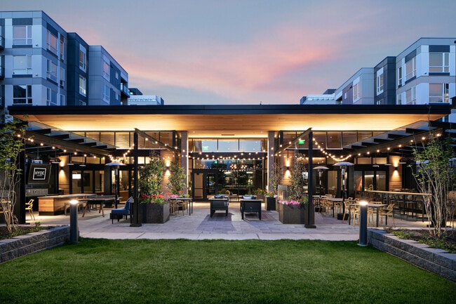 Hyde Square apartments — community photo - Hyde Square