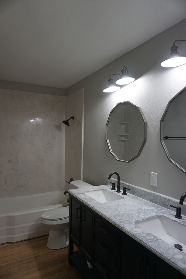 Building Photo - 3126 38th St