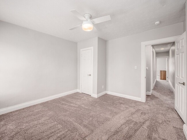 Building Photo - 1240 S Washington Ave