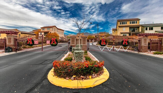 Building Photo - 3 Story Home With Large Loft IN Providence