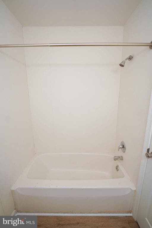 Building Photo - 734 Hemlock St