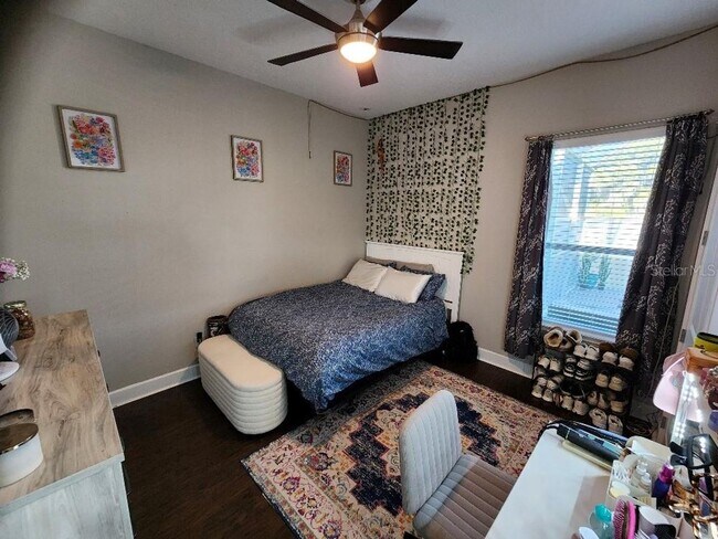Building Photo - Beautiful Port Orange 4 Bedroom 2 Bathroom Pool Home