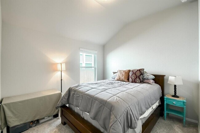 Building Photo - 5616 Corso Ct