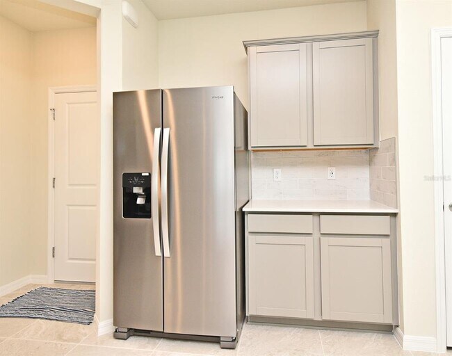 Building Photo - 3101 Emerald Acrs Ln