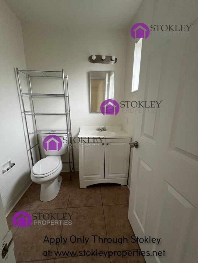 Building Photo - 198 Thomas Way