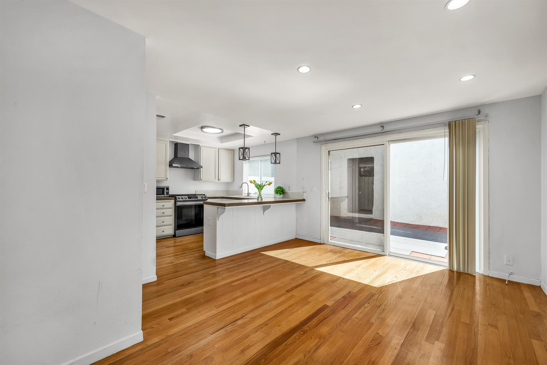 Building Photo - 246 Green Heath Pl