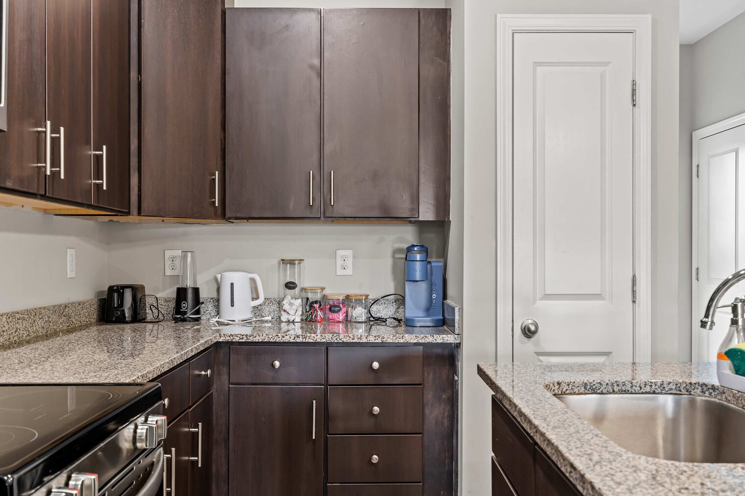 Building Photo - 12830 Delvin Castle Ct
