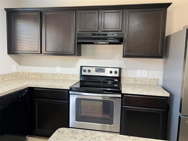 Building Photo - 1427 Swan Ridge Dr
