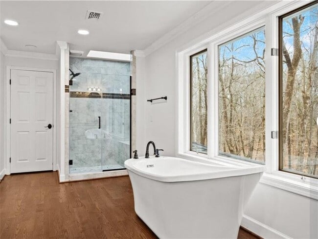 Building Photo - 755 River Gate Dr