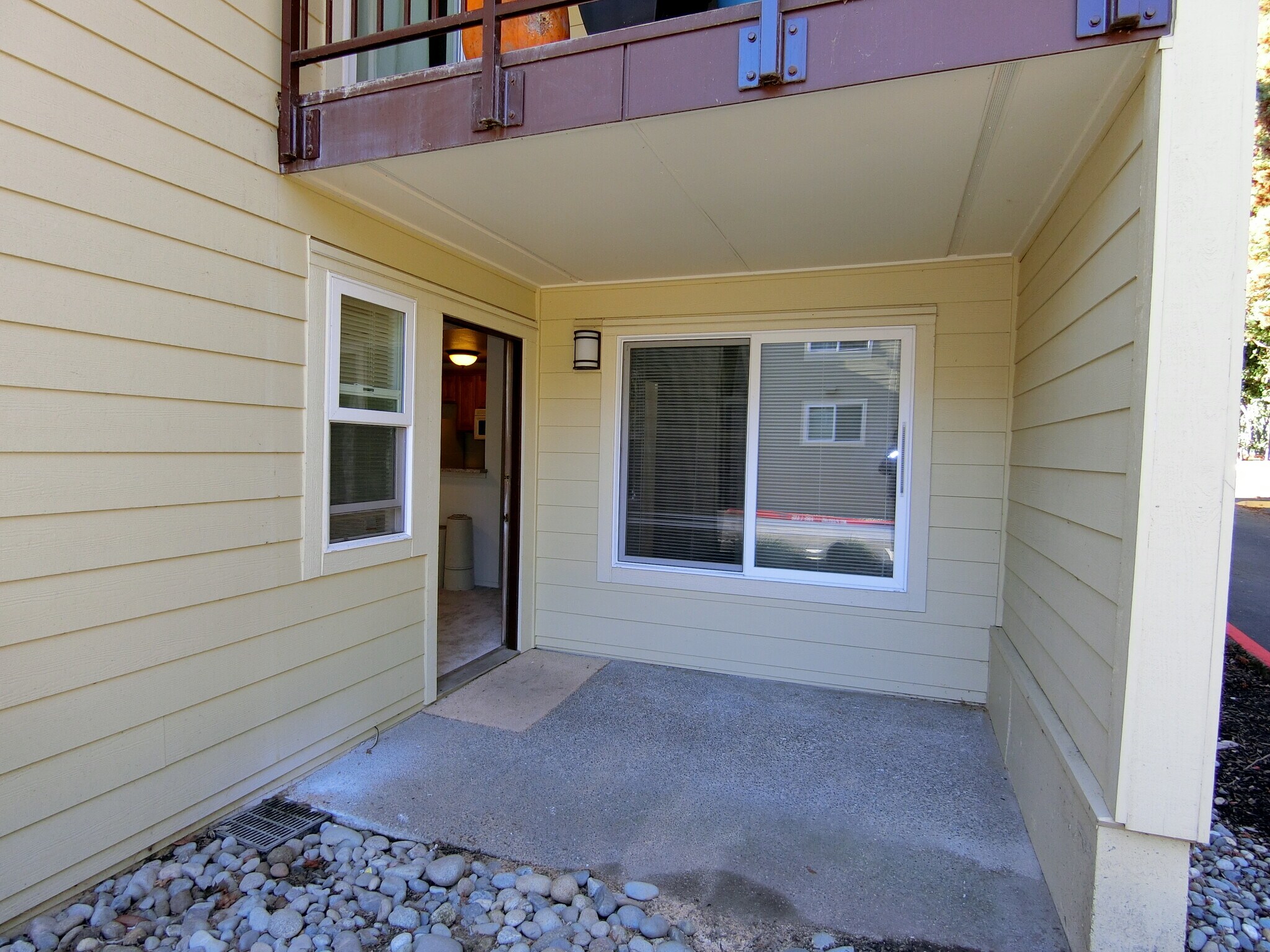 Building Photo - 5842 NE 75th St