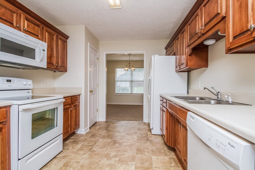 Building Photo - 6006 Boxer Pl