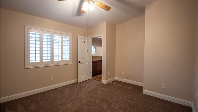 Building Photo - 9309 Scenic Mountain Ln