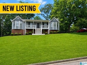 Building Photo - 6877 Briarwood Dr