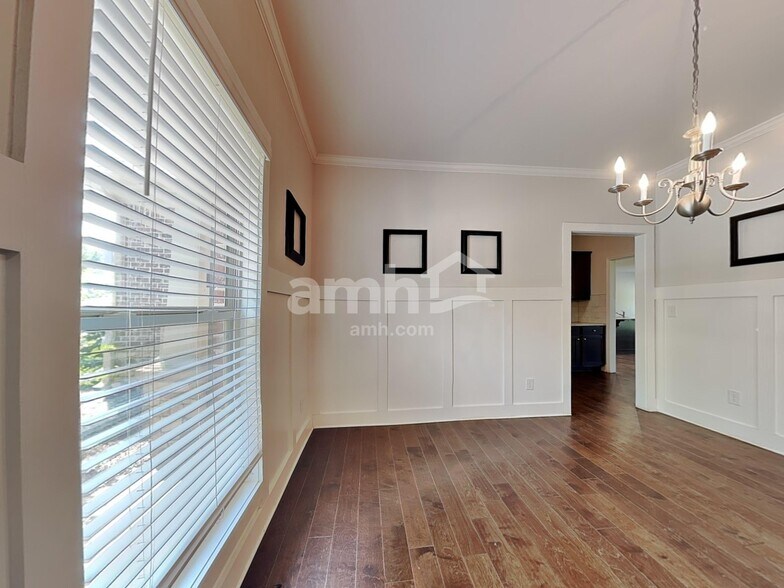 Building Photo - 1139 Victoria Walk Ln