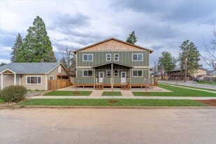 Building Photo - 1094 15th St SE