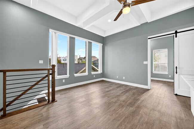 Building Photo - 2310 Detering St