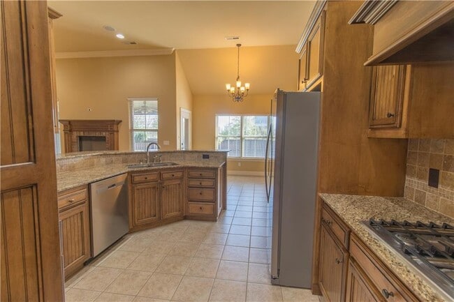 Building Photo - 6503 S 34th St