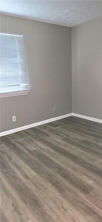 Building Photo - 8595 Parkside Dr