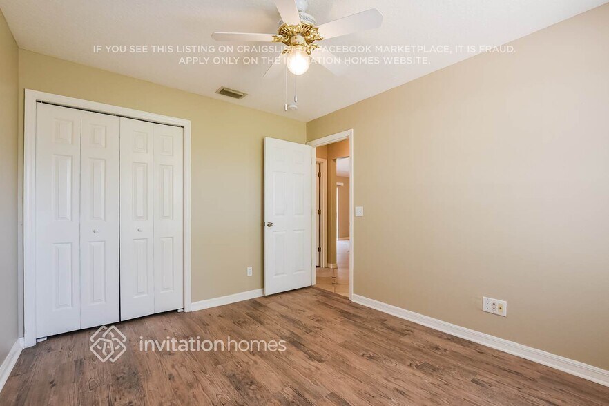 Building Photo - 37118 Sandy Ln