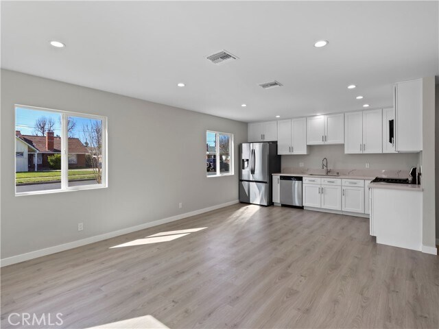 Building Photo - 7318 Leescott Ave