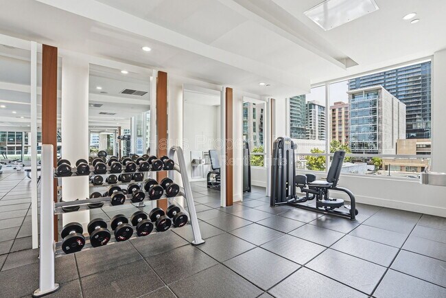 Building Photo - 1388 Kettner Blvd