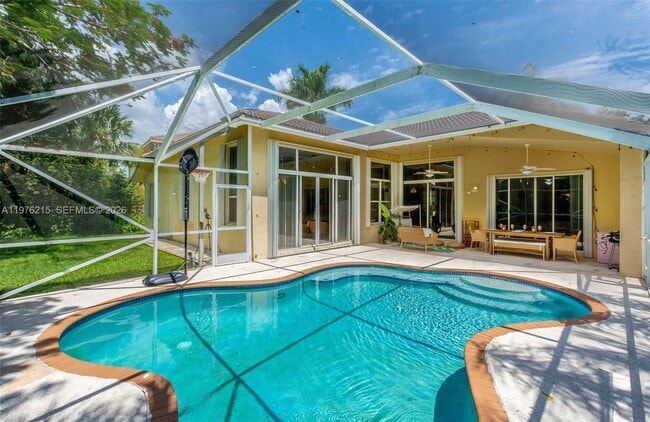 Building Photo - 3967 Nighthawk Dr