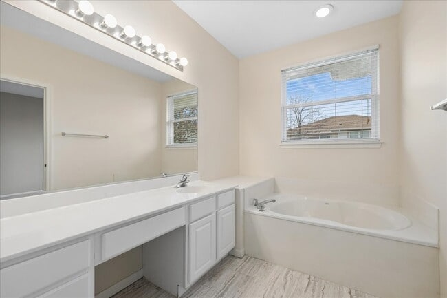 Building Photo - 12188 Scenic Ridge