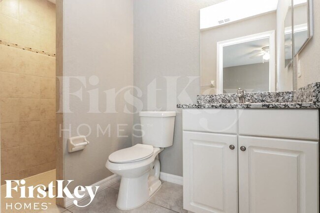 Building Photo - 10379 Grail Ave