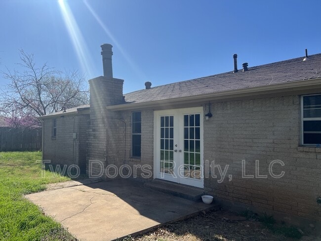 Building Photo - 1101 Teal Pl