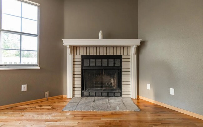 Building Photo - 12513 E Pacific Cir