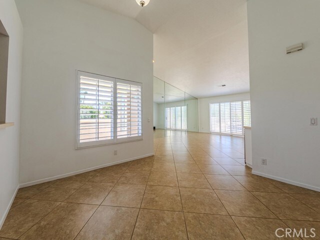 Building Photo - 363 Muirfield Dr