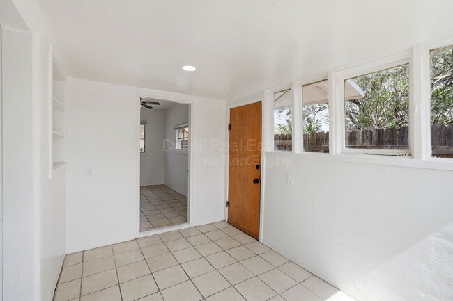 Building Photo - 1432 N Columbus Blvd