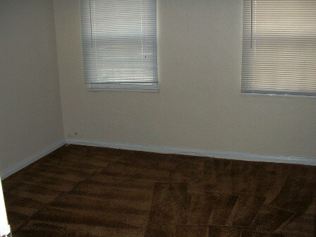 Building Photo - House for Rent in Southwest City